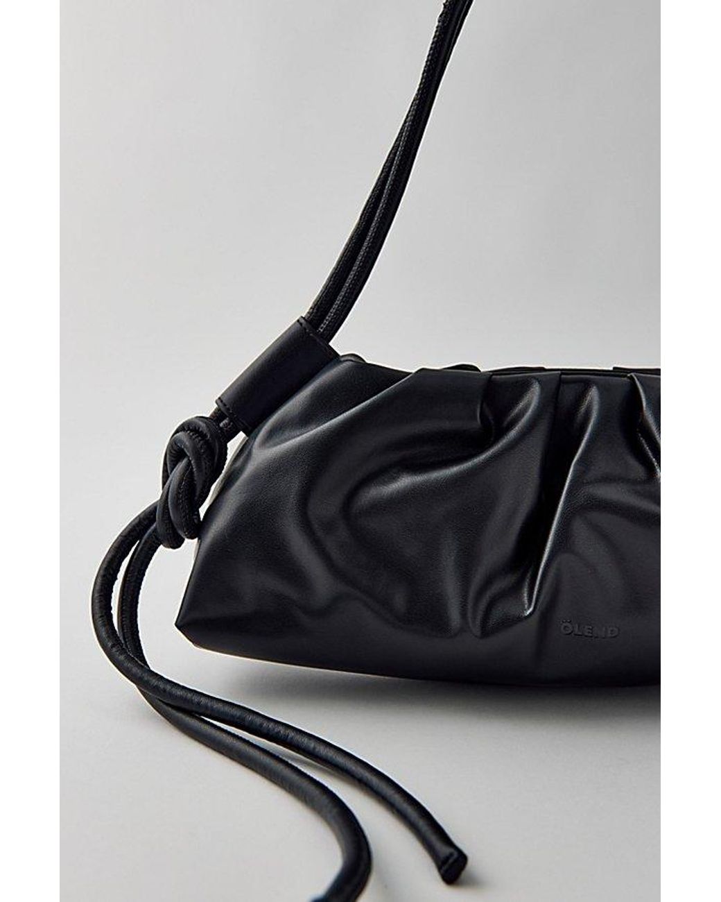 ölend Black Dumpling Bag