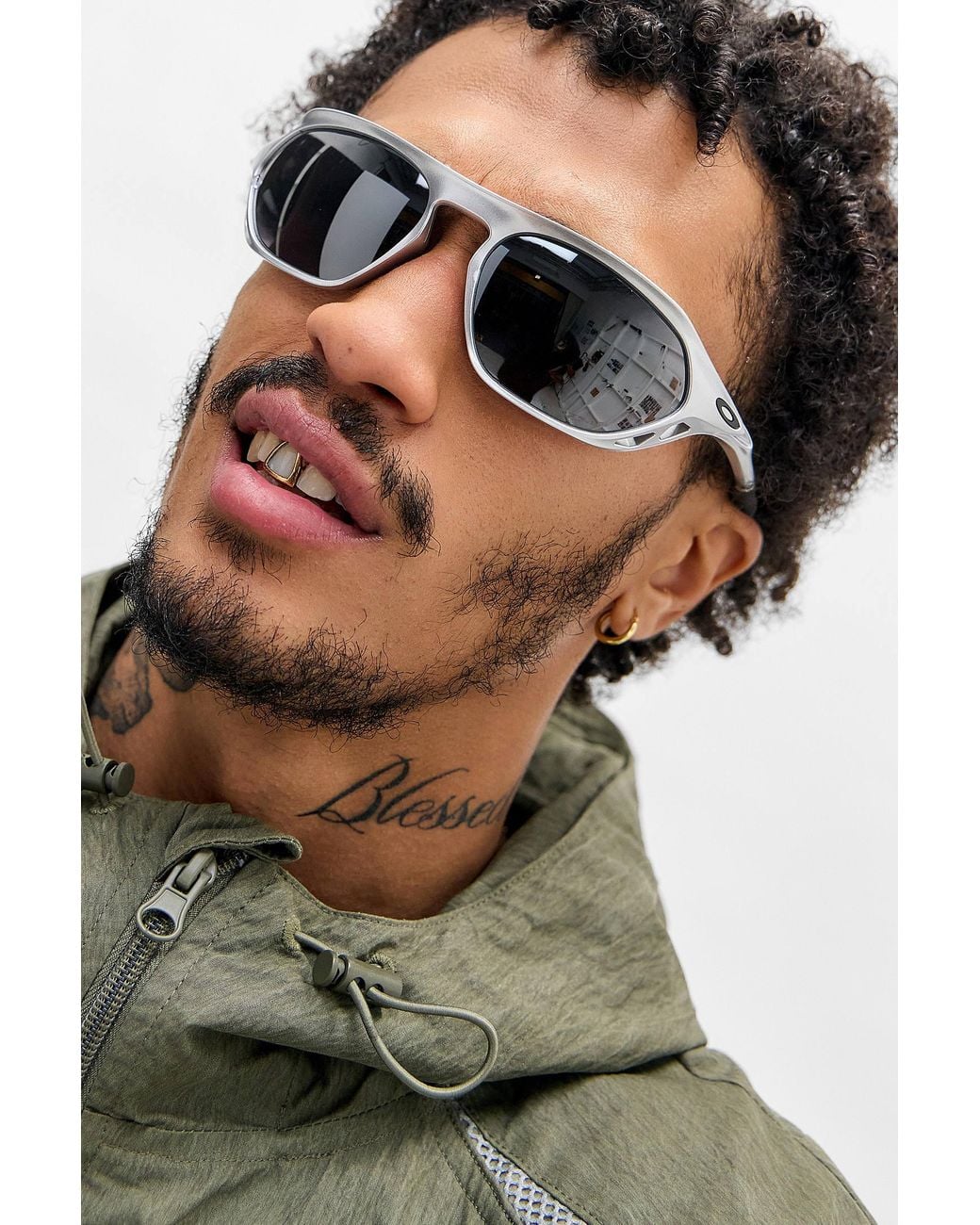 Oakley Metallic Silver Cage Jacket Polarised Sunglasses for men
