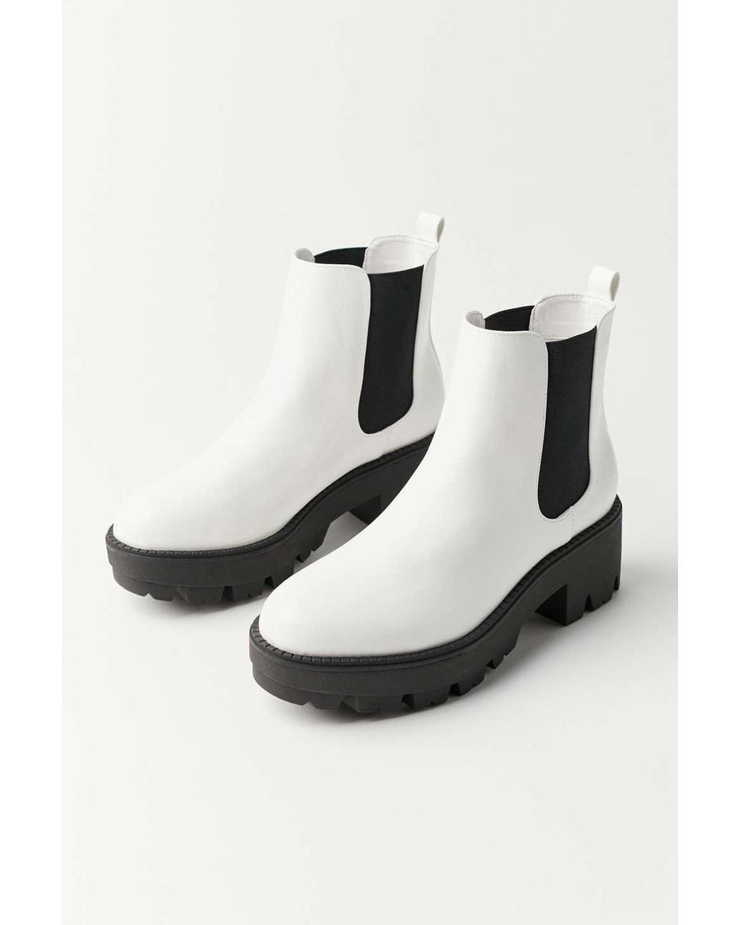 uo remy chelsea boot white