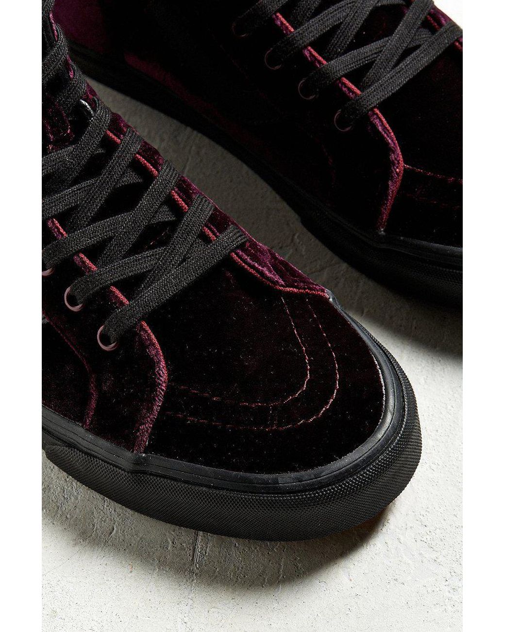 Vans Vans Sk8-hi Reissue Burgundy Velvet Sneaker in Black for Men | Lyst