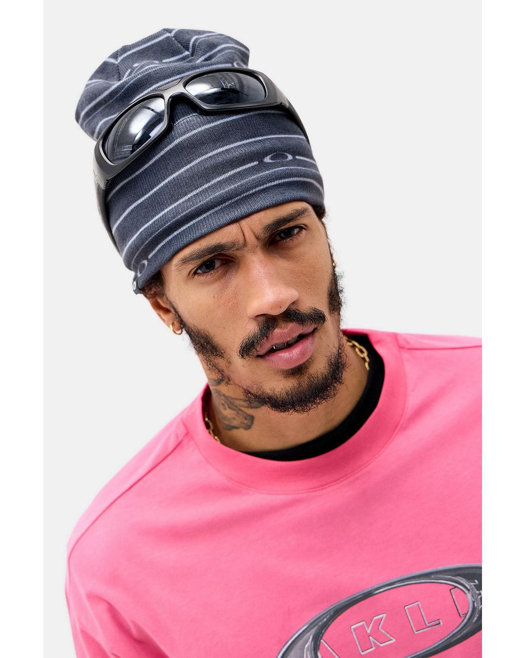 Oakley Pink Uo Exclusive Ellipse Stripe Beanie for men