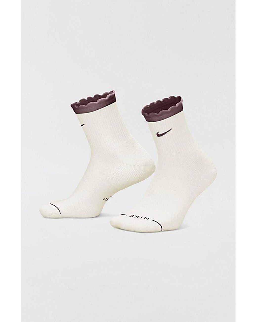 Nike White Everyday Elevated Ruffle Edge Crew Socks 2-Pack