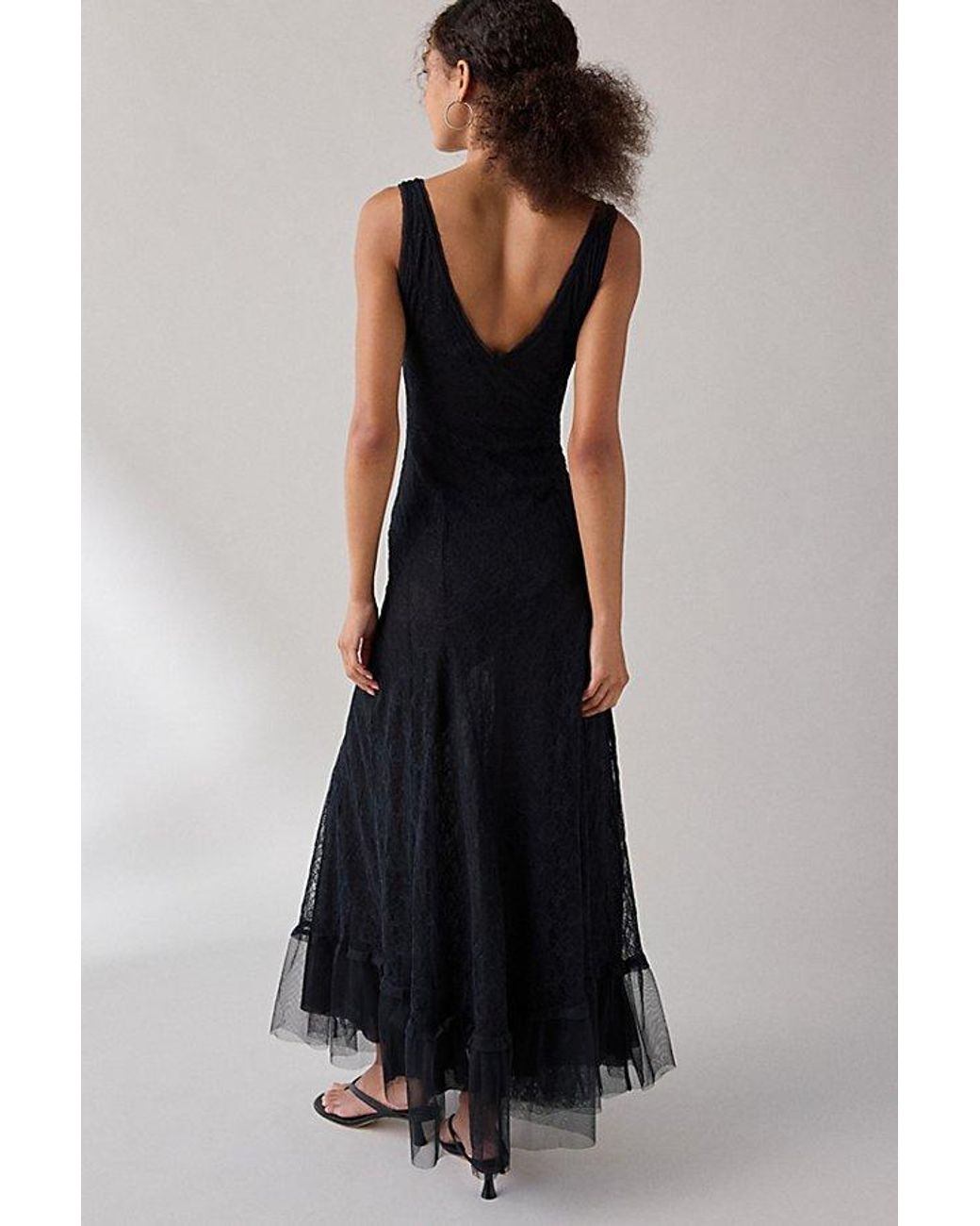 Urban Outfitters Uo Like A Dream Reversible Sheer Lace Scoop Slip Maxi Dress  in Black | Lyst