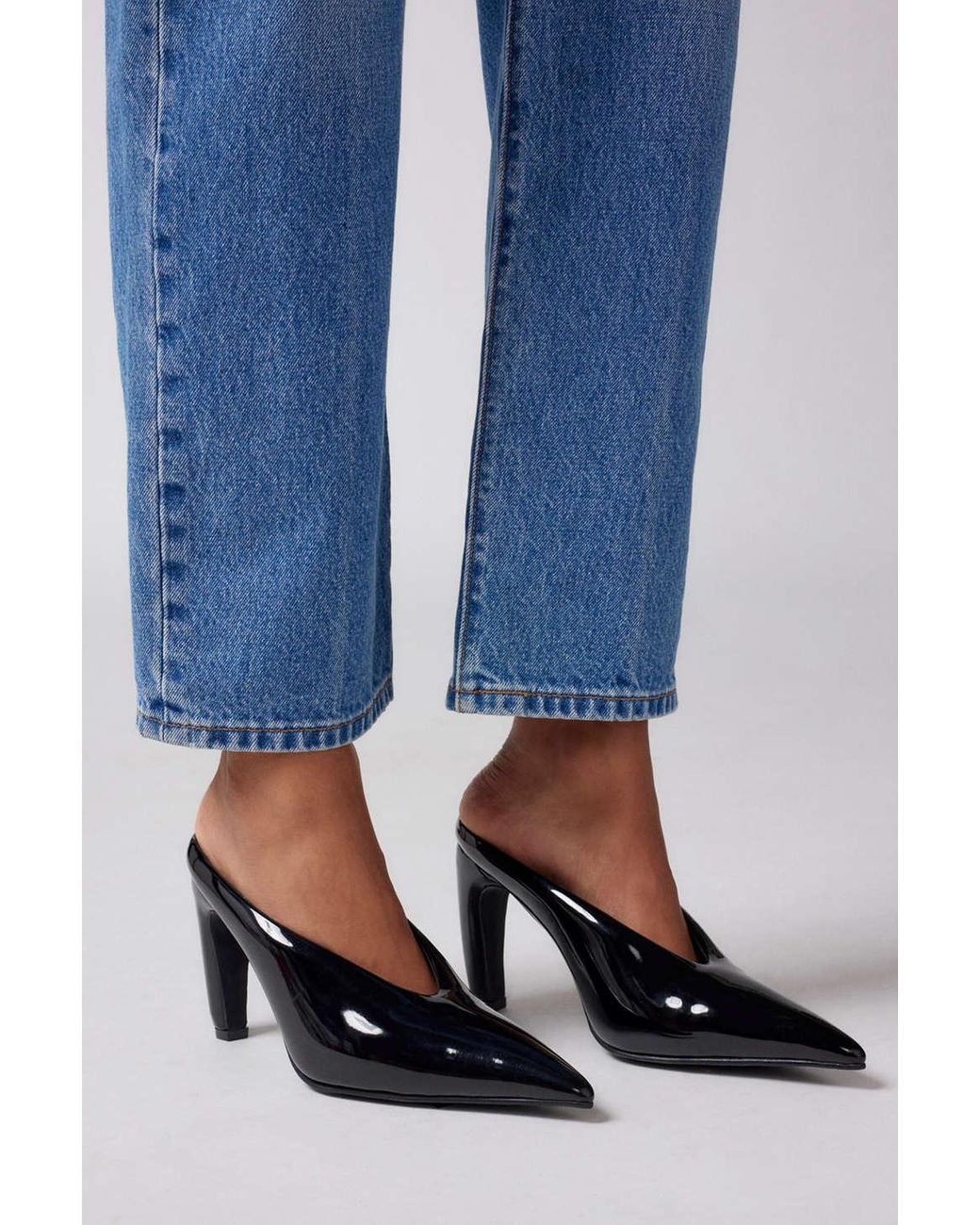 Ralston pointy shop toe mule