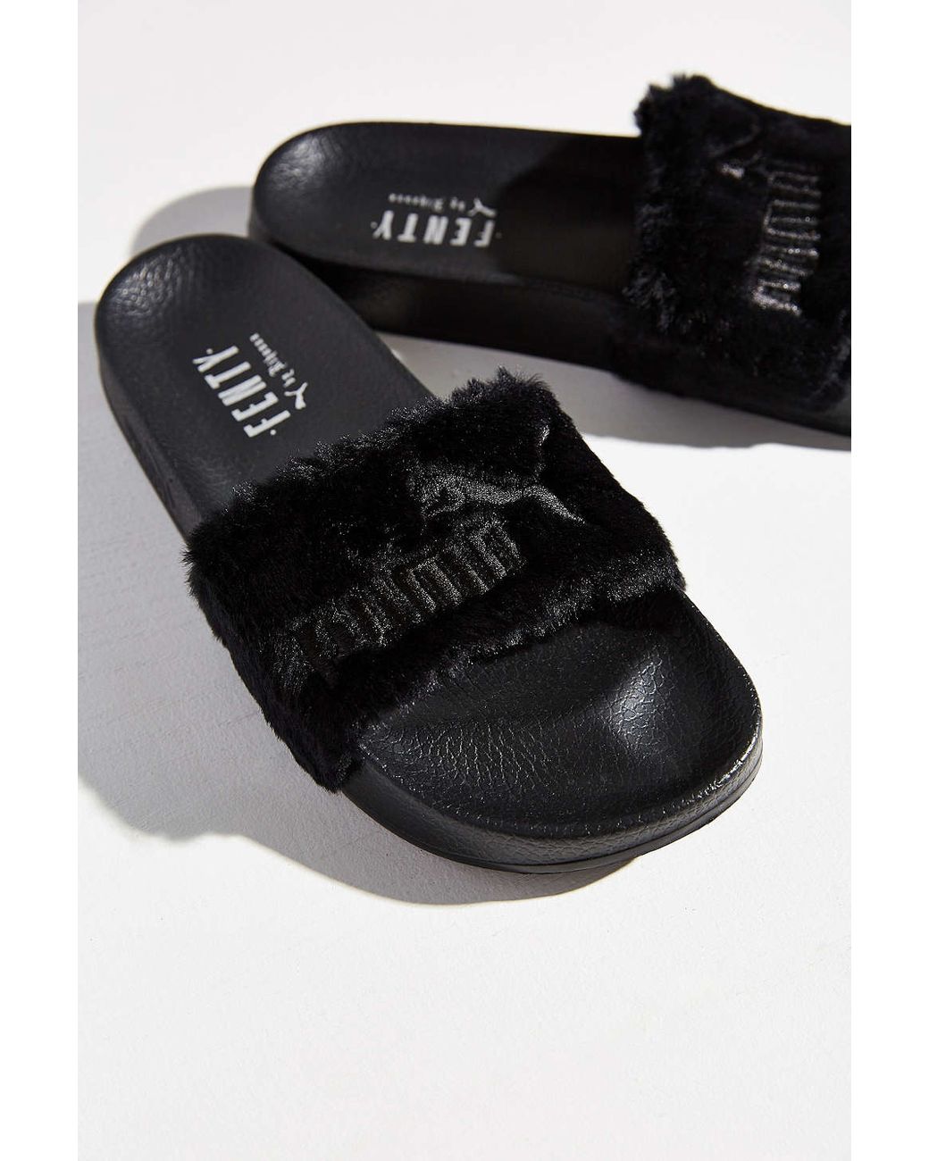 tønde klima Bebrejde PUMA Rihanna Leadcat Fenty Faux-Fur Slide in Black | Lyst