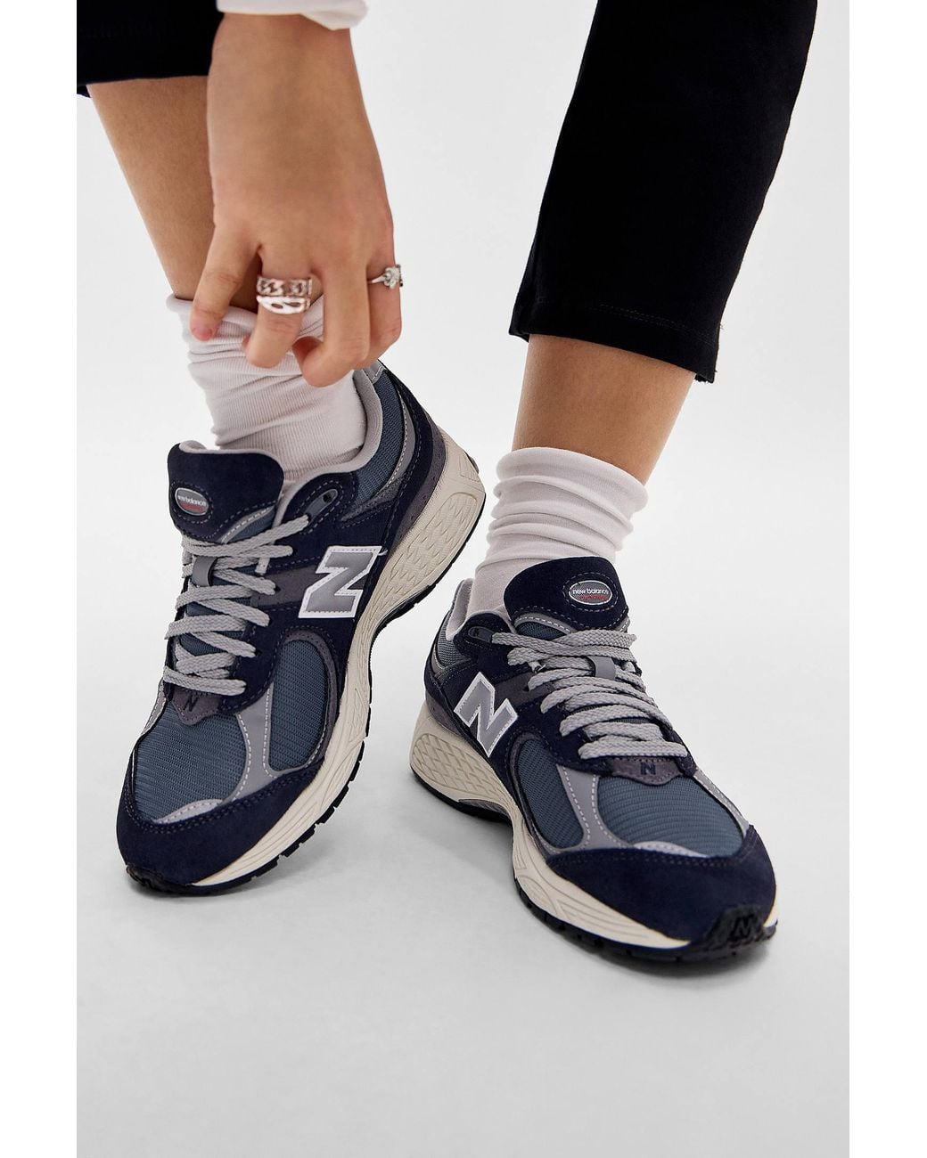 New Balance Black Navy 2002 Trainers