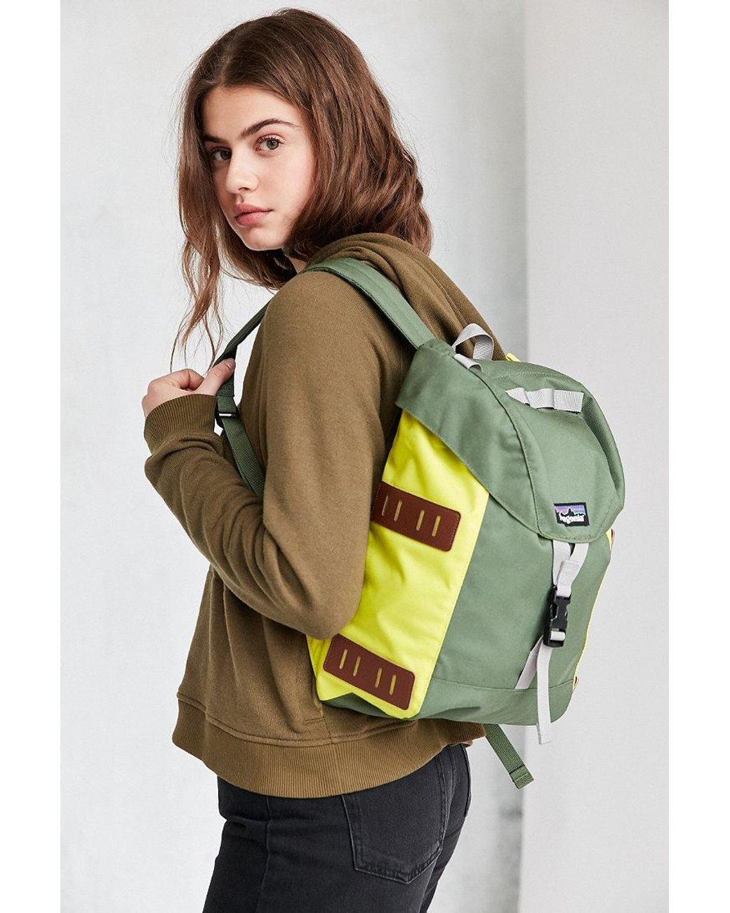 Patagonia Bonsai 14l Backpack in Green | Lyst