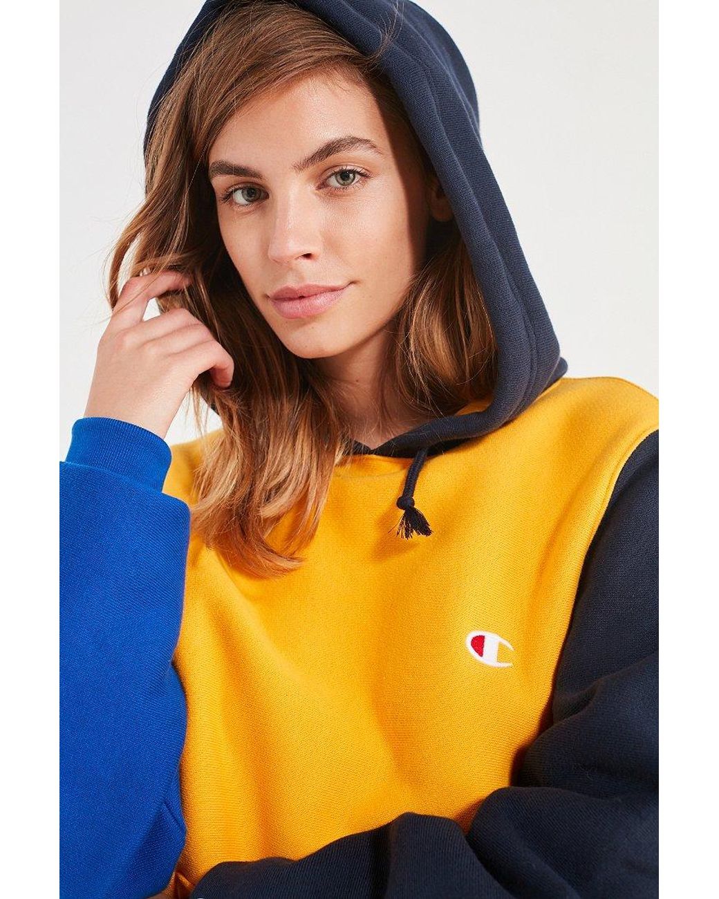 Om te mediteren Maak een sneeuwpop Uitverkoop Champion Colorblock Hoodie Sweatshirt in Yellow | Lyst