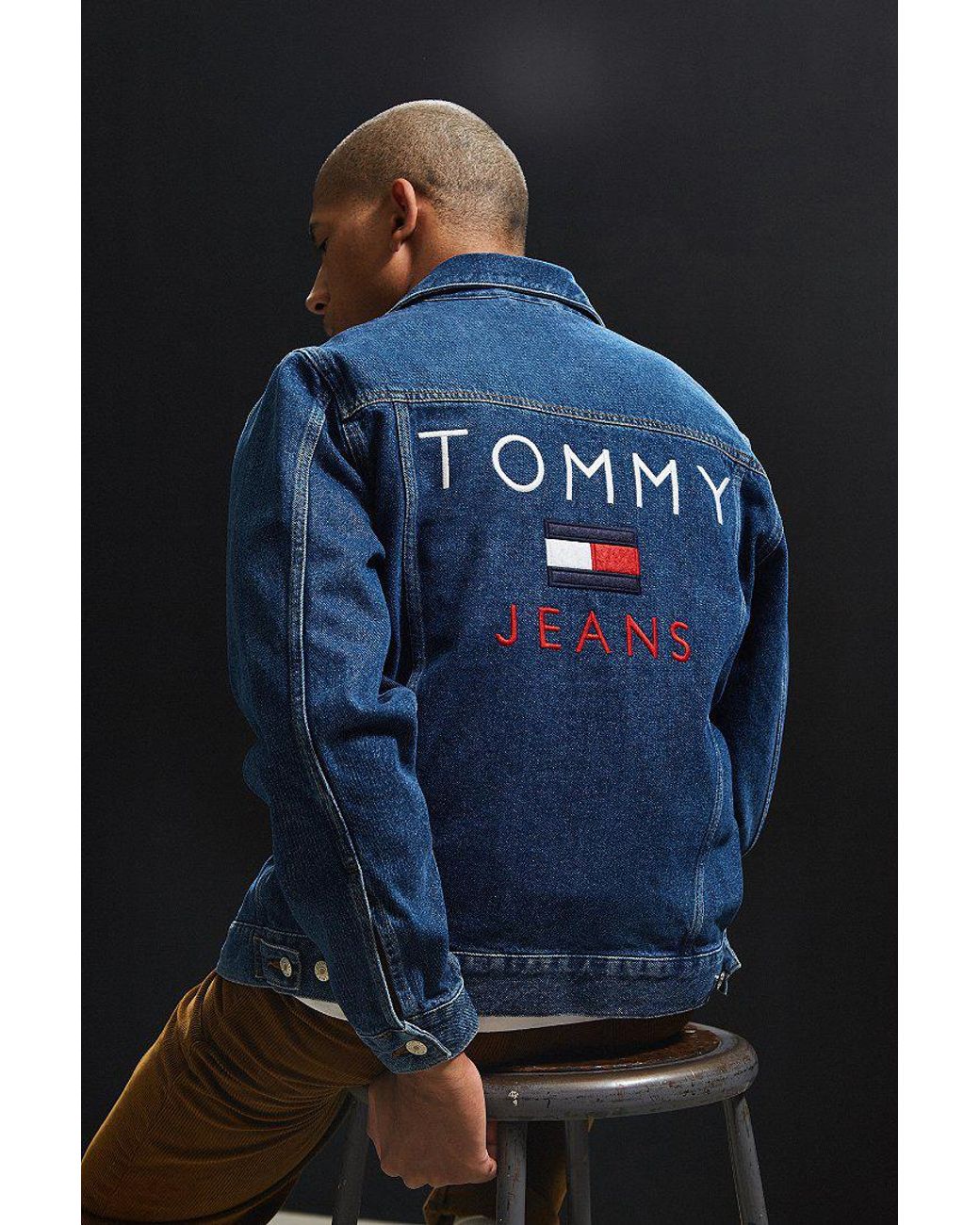 Tommy Jeans MONOGRAM TRUCKER JACKET Blue - INDIGO DENIM STONE WASHED