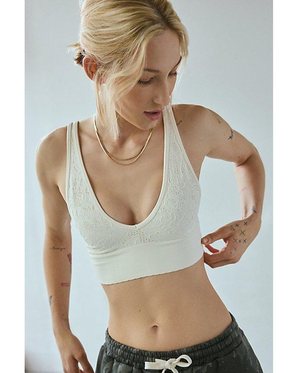 Out From Under Kaylor Lace Jacquard Seamless Knit Plunge Bra