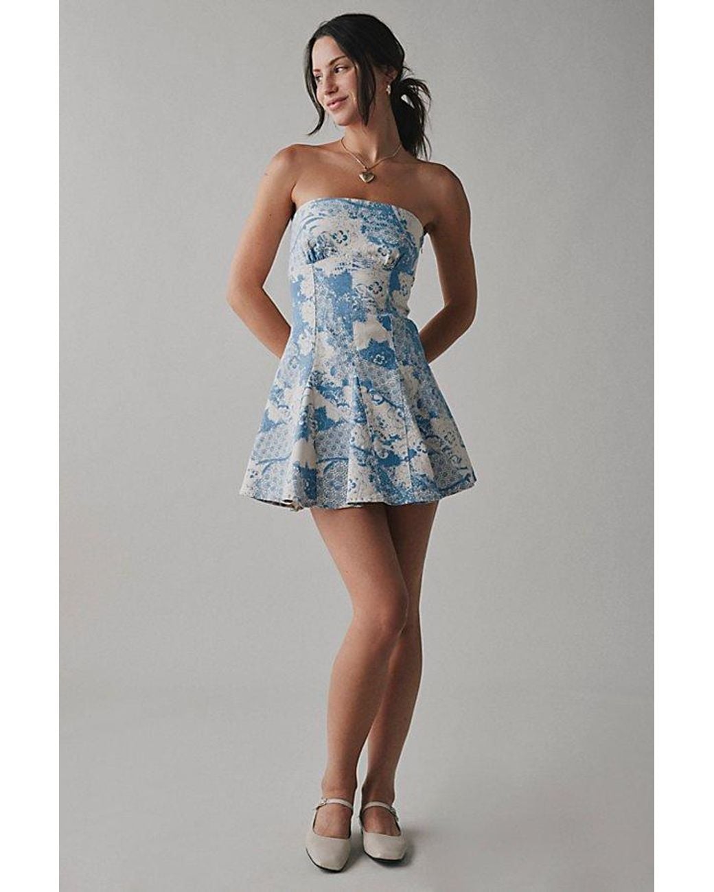 Urban Outfitters Uo Angelique Fit-And-Flare Strapless Denim Mini Dress in  Blue | Lyst