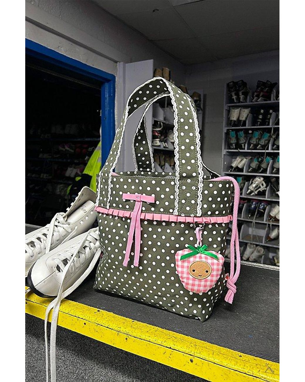 いちごチョコ様 氣志團✖️ PORTERコラボ 夜露死苦TOTE BAG いちごチョコ様 氣志團✖️ PORTERコラボ 夜露死苦TOTE BAG Buy Green Tote