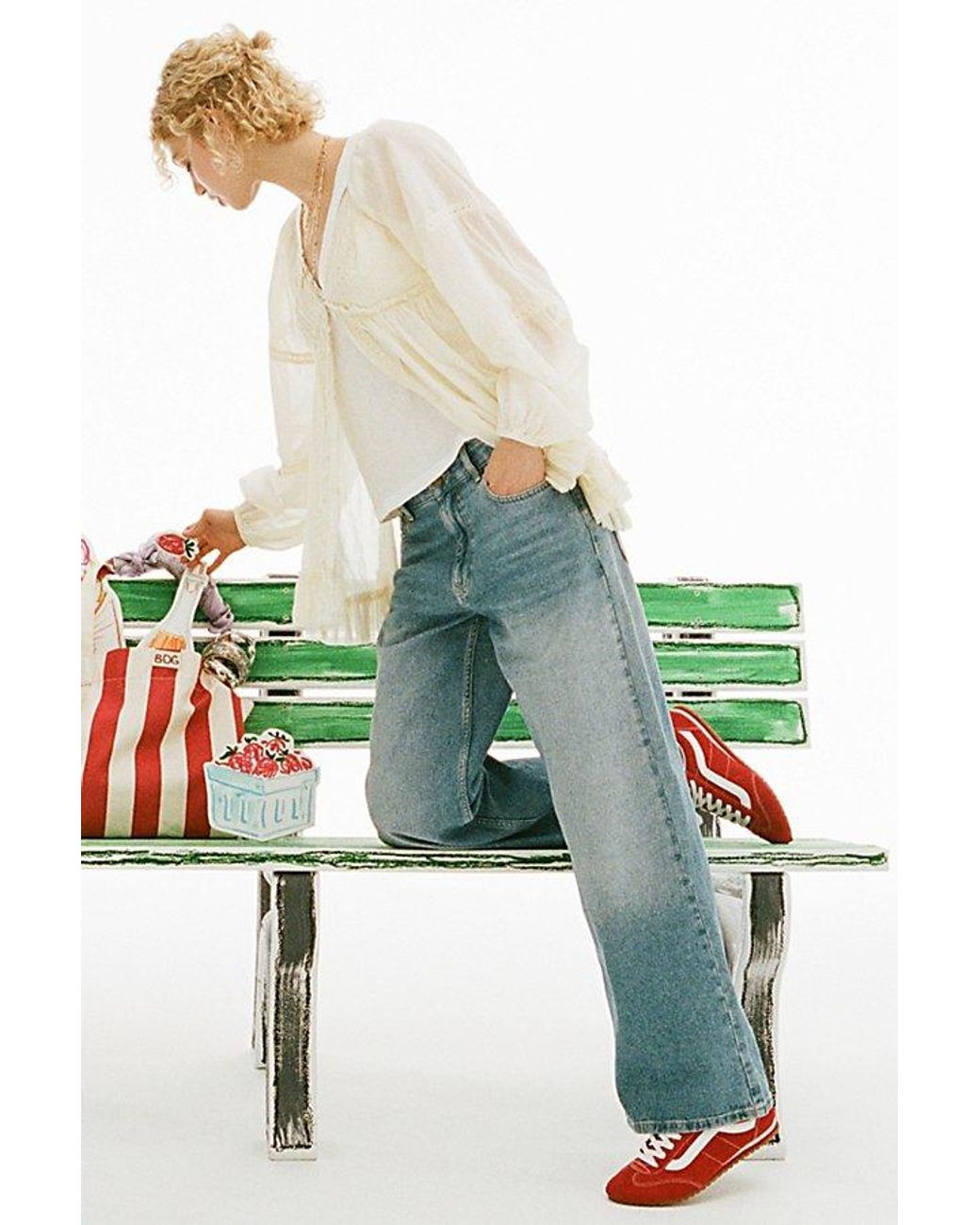 BDG Blue Ozzy Loose Jeans