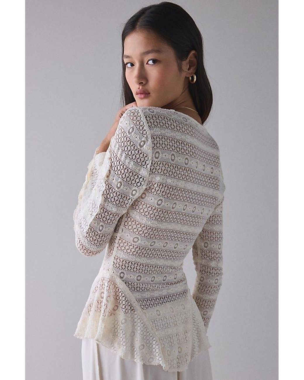 【新品未使用】IRENE Shirring Lace Frill Tops Kimchi Blue Irene Sheer Lace Ruffle Bell Sleeve Top in Blue | Lyst