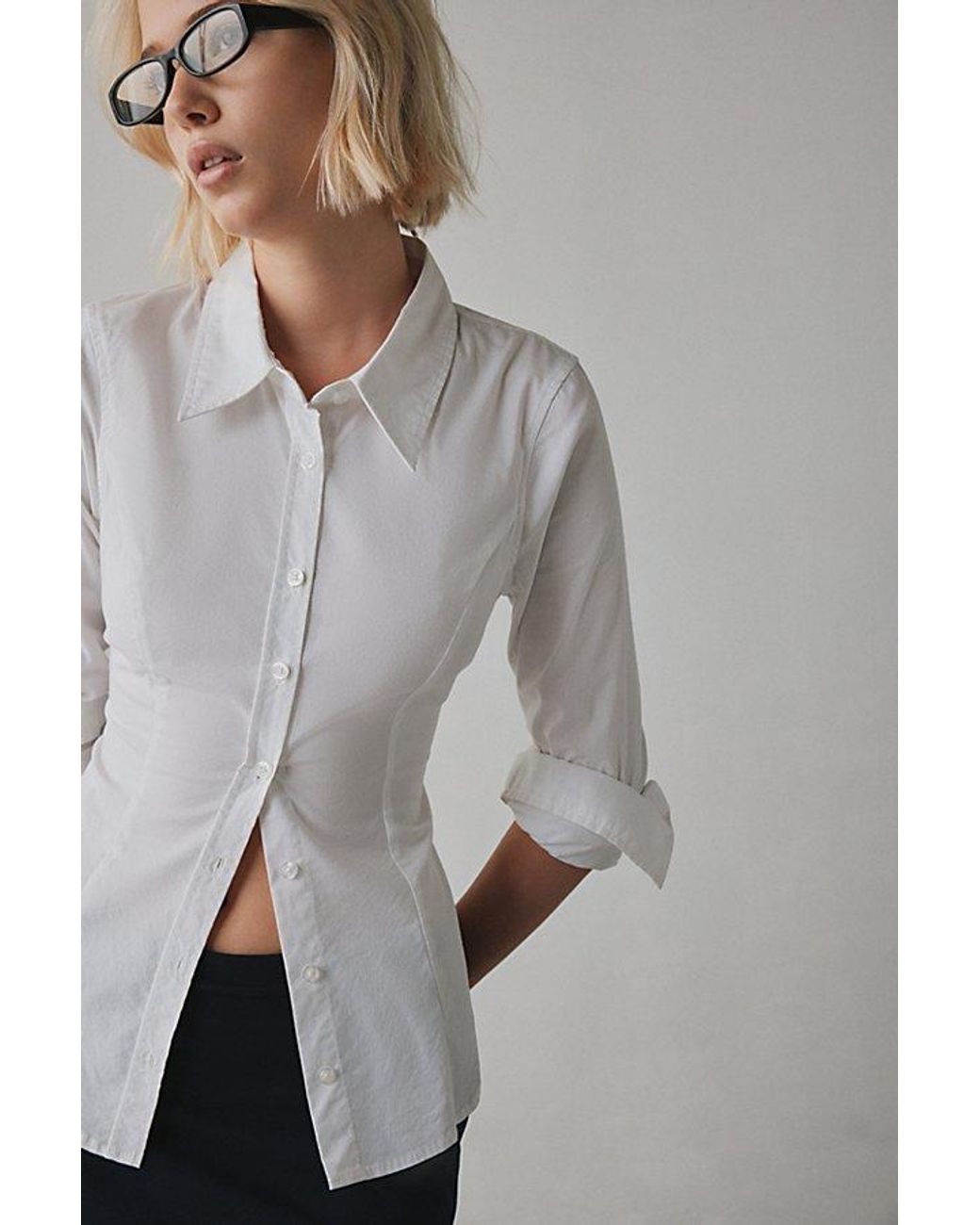 Modelo Button Up Urban Outfitters Uo Leilani Slim Button Up Shirt Top in Gray | Lyst