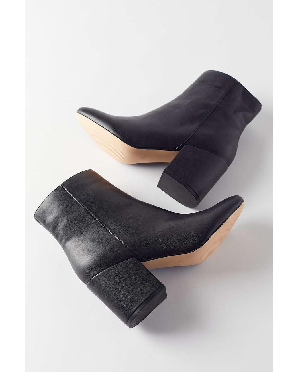 uo margot patent boot