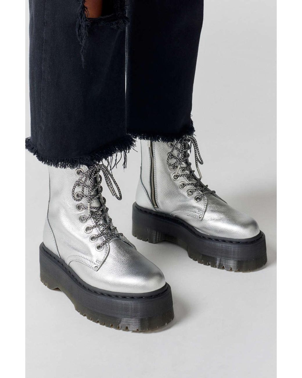 Dr. Martens Jadon Max Metallic Platform Boot in White | Lyst Canada