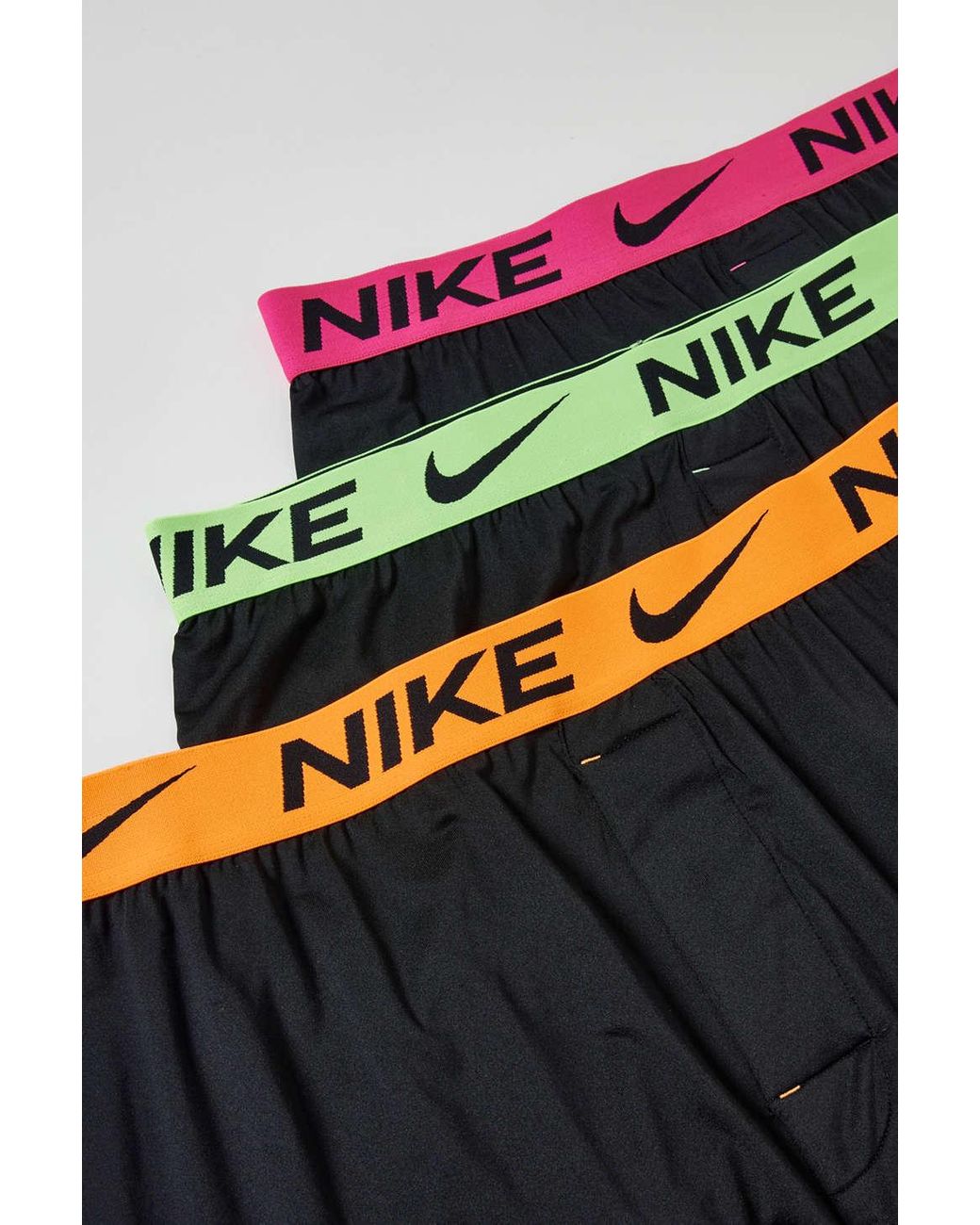 Nike Dri-FIT Essential Micro Men's Knit Boxer (3-Pack).