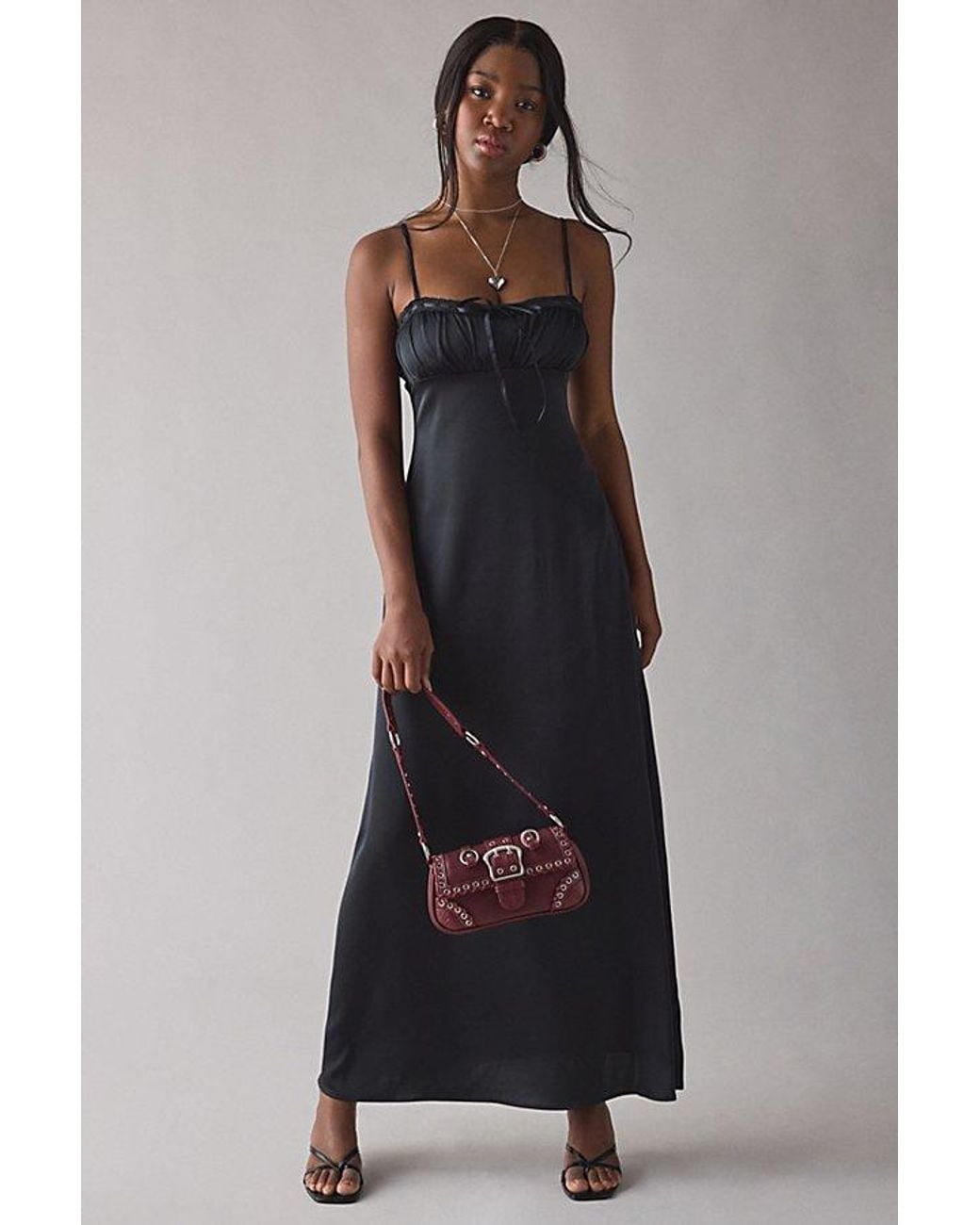 women lace midi dress Vanilla Tiered Floral Lace V Neck Midi Dress main image 0
