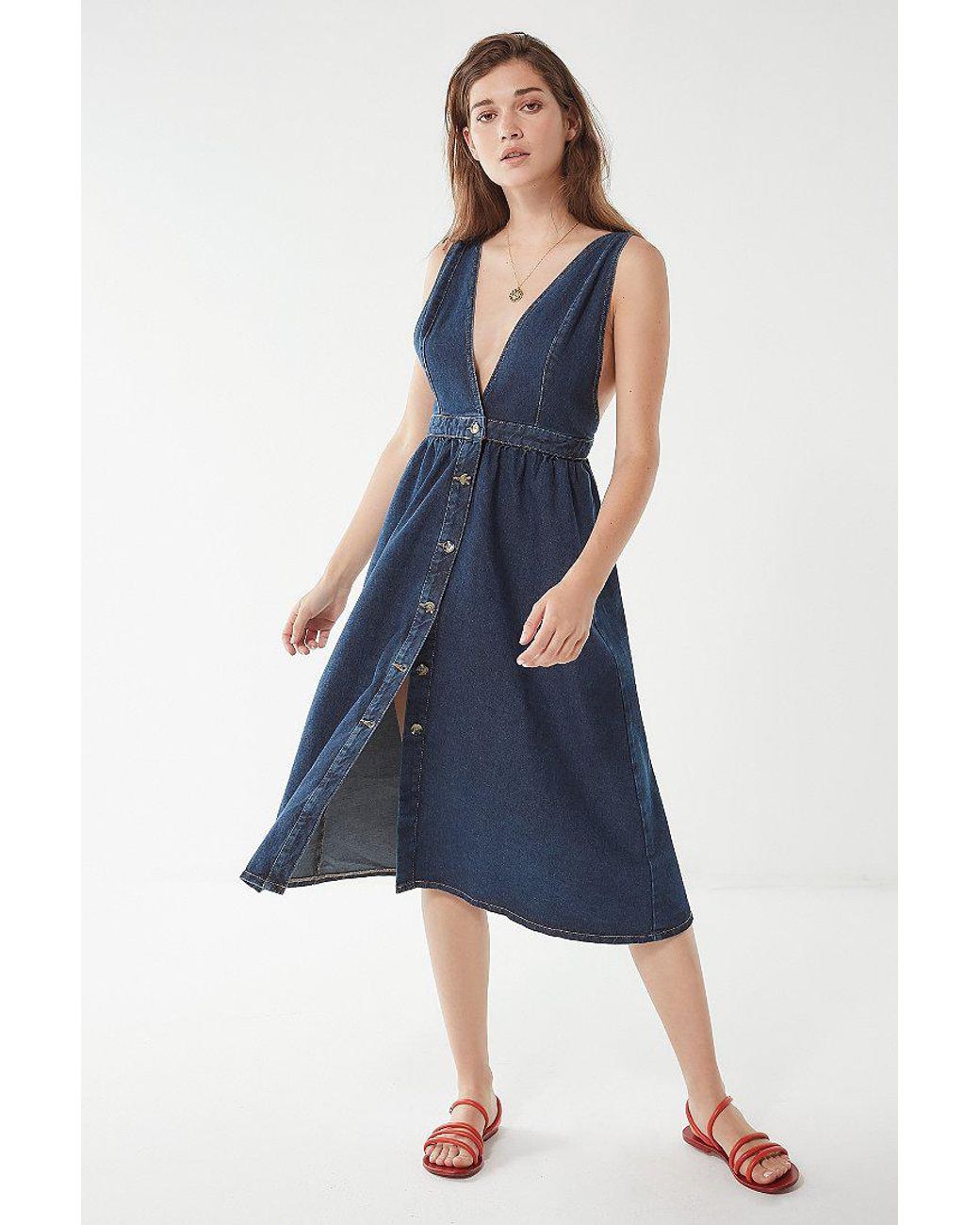 Urban Outfitters Uo Danny Plunging Button-down Denim Midi Dress in Blue |  Lyst