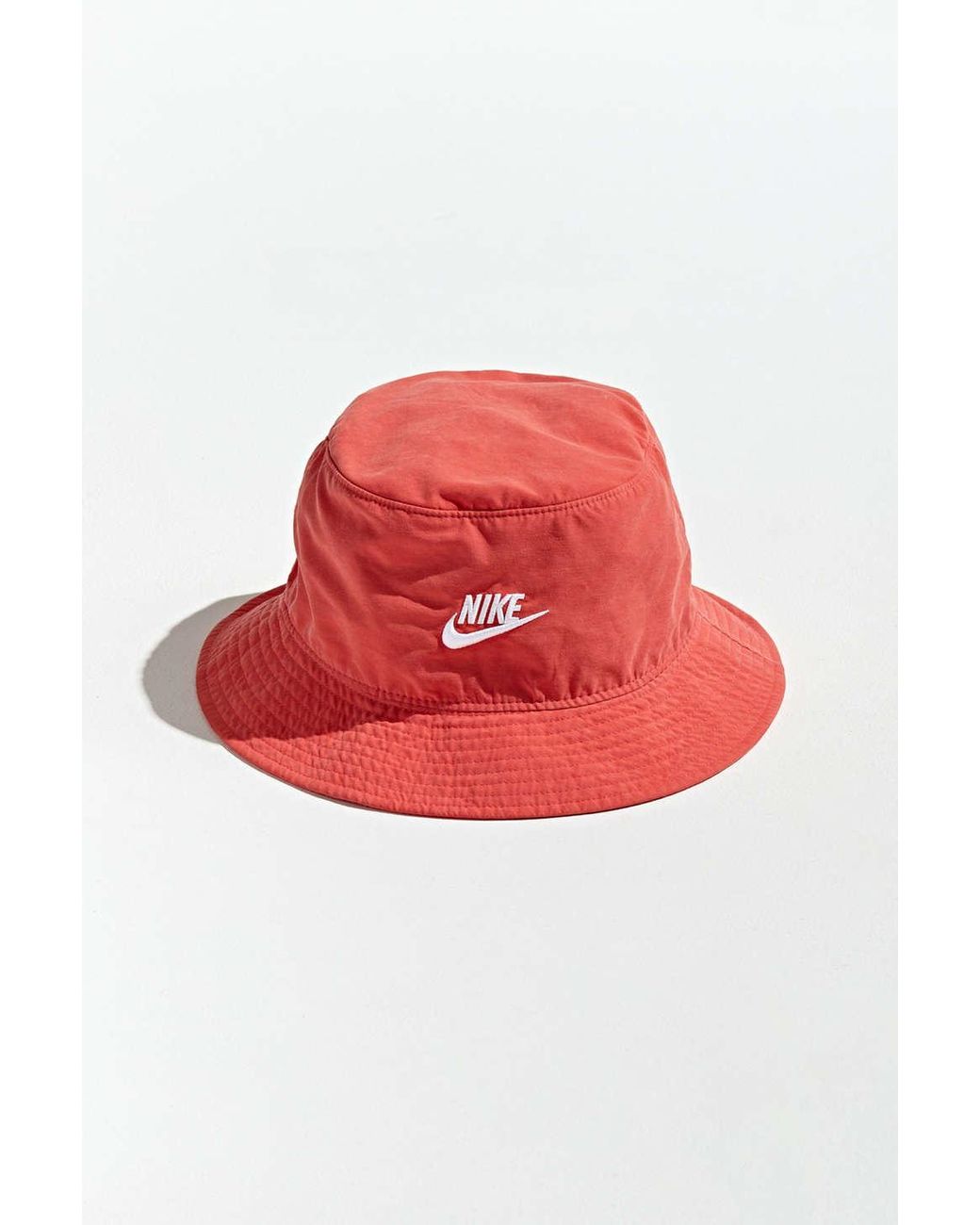 Nike Washed Bucket Hat in Red for Men | Lyst Canada
