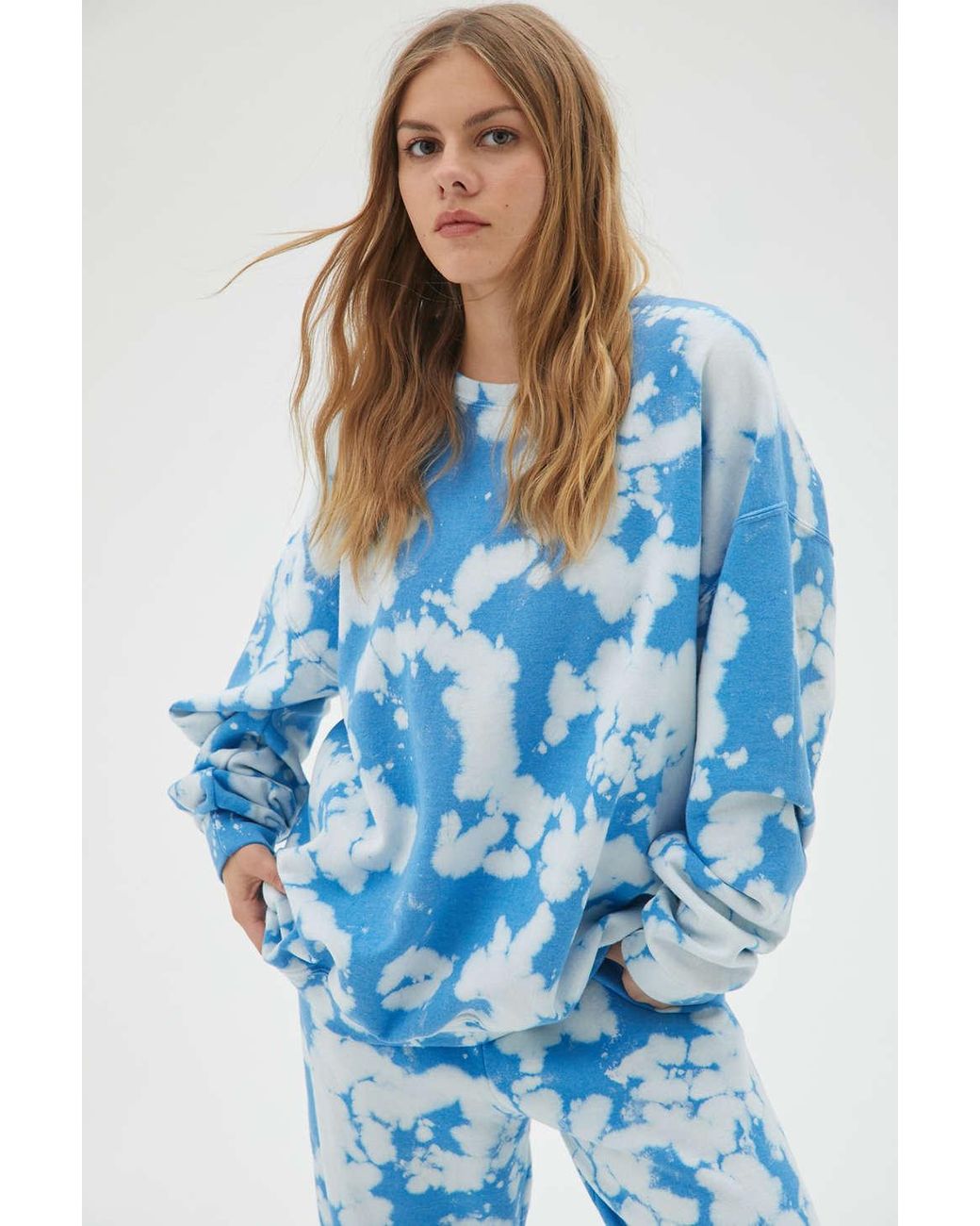 Urban Renewal Recycled Fluffy Clouds Tie dye Crew Neck Sweatshirt