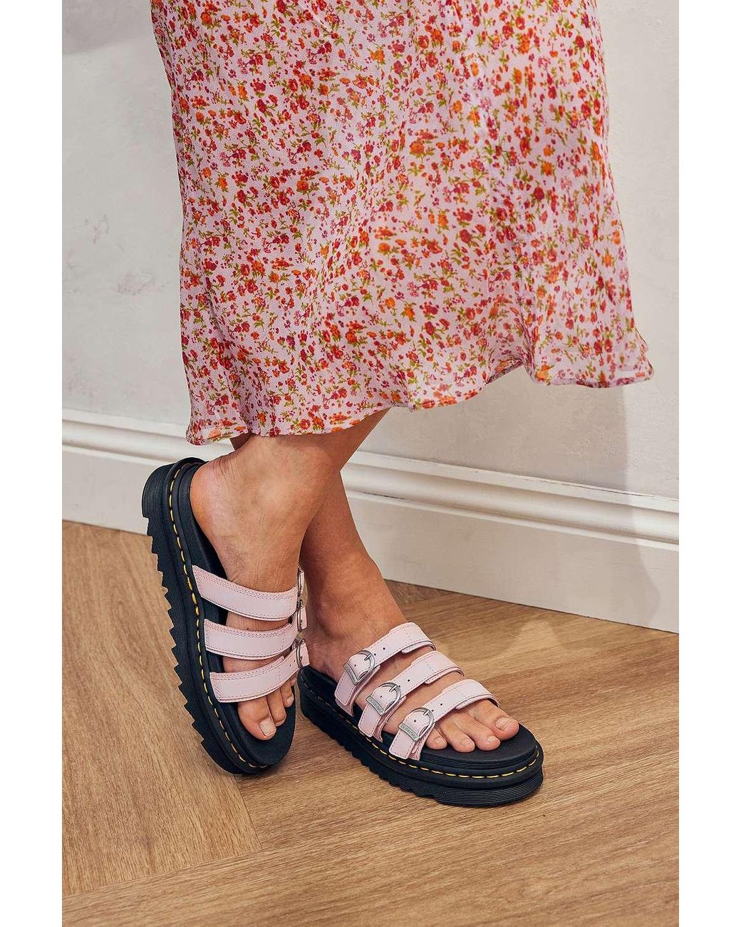 Dr marten slide sandals deals