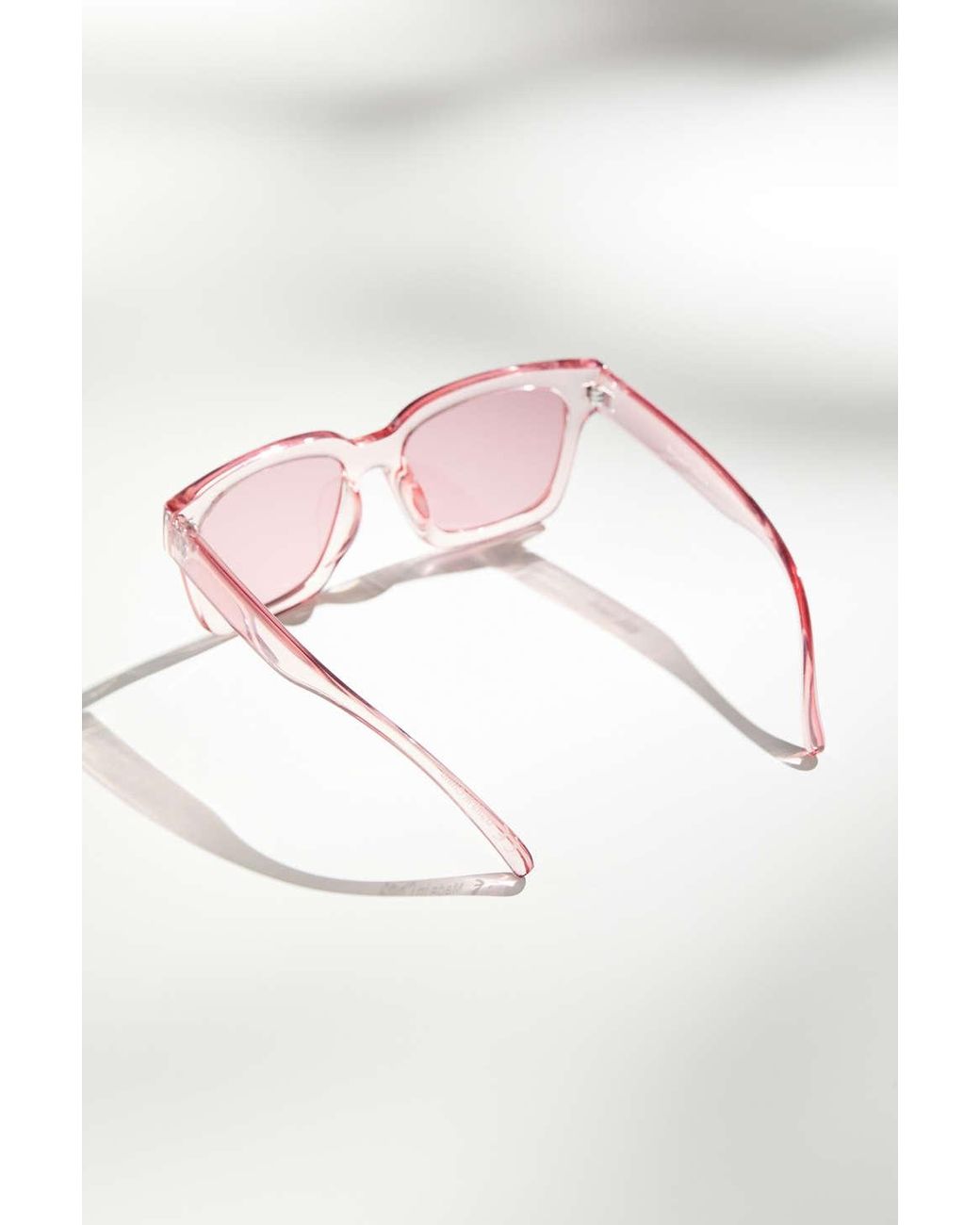 urban outfitters stylist