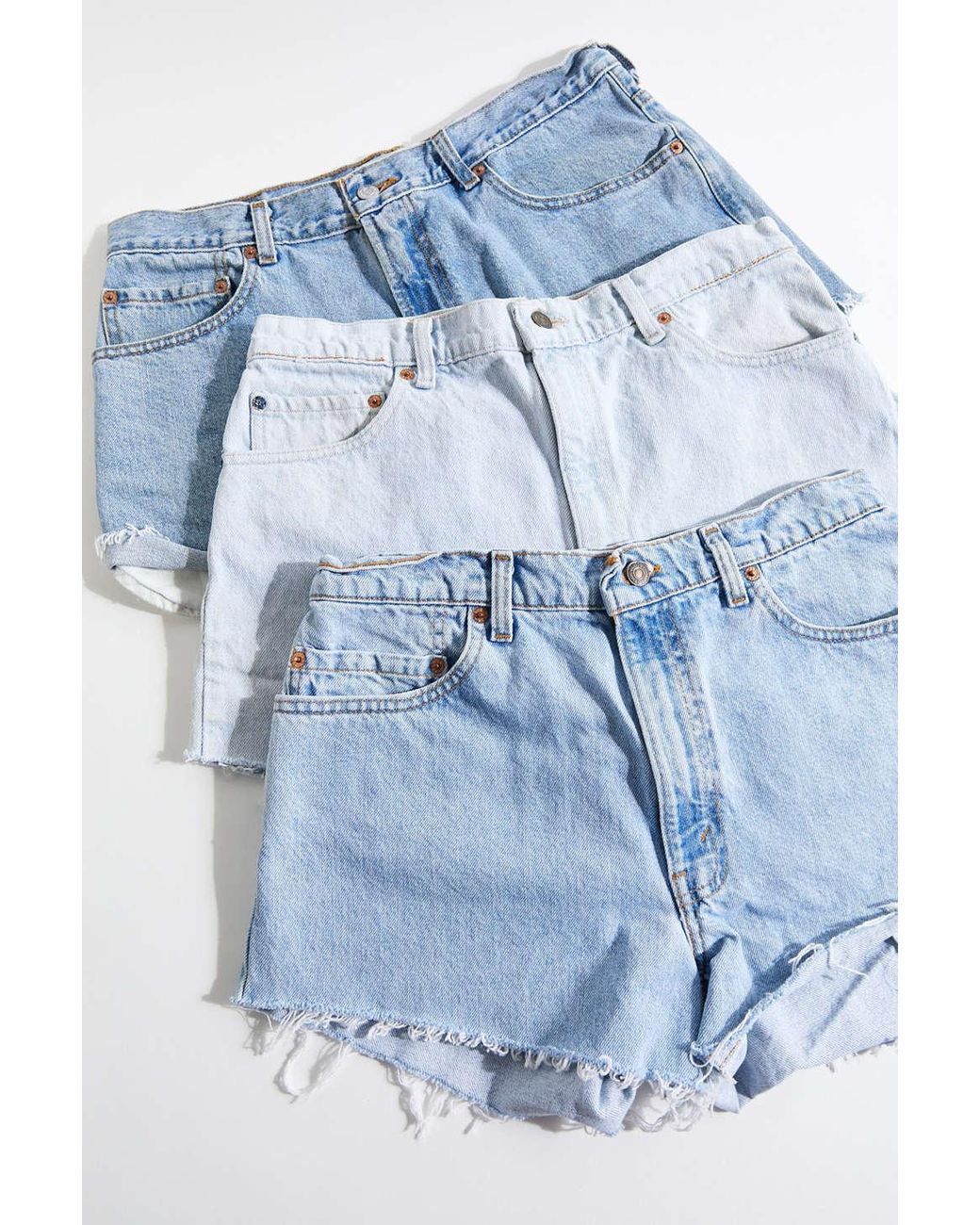 Urban Renewal Remade Levi's Low-rise Slouchy Denim Short in Blue | Lyst