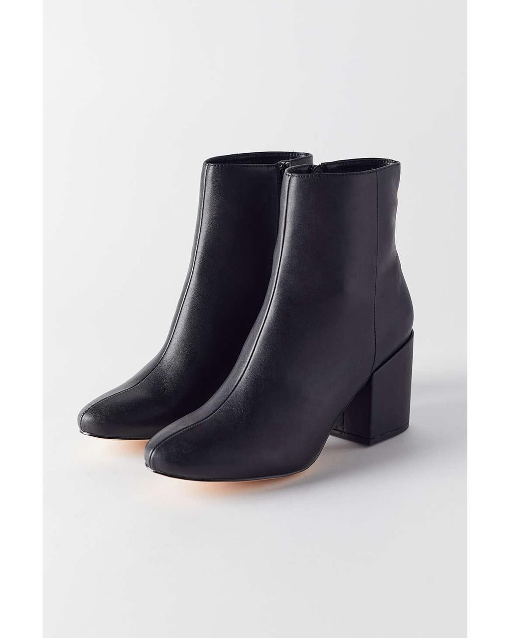 uo margot patent boot