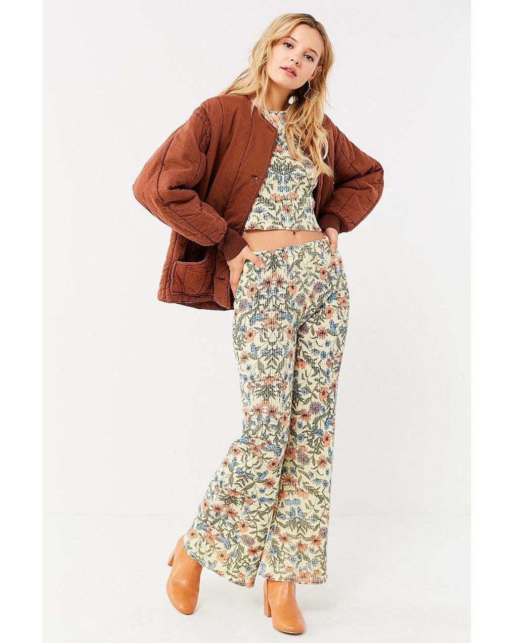 Uo Floral Sweater Flare Pant 