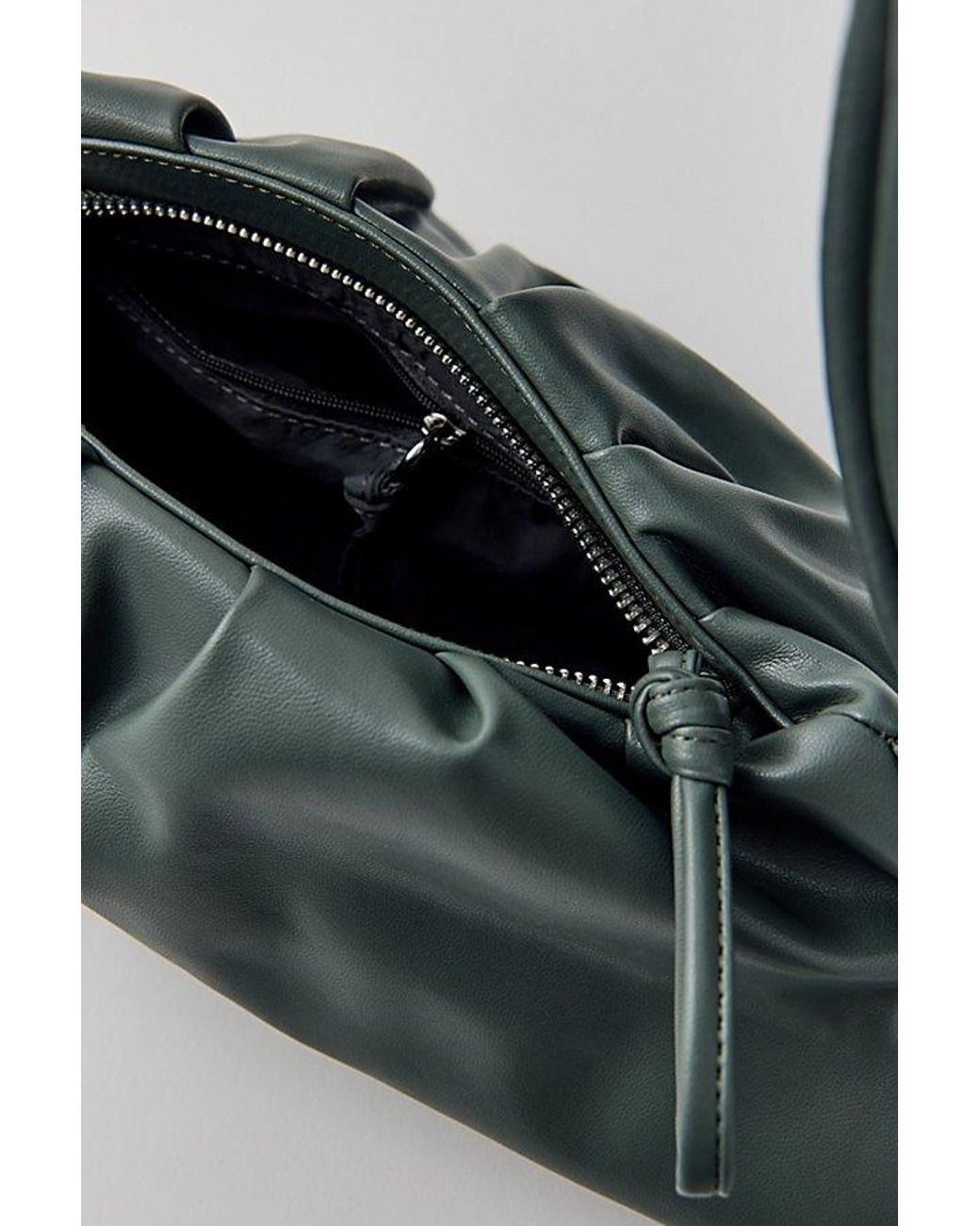 ölend Black Dumpling Bag
