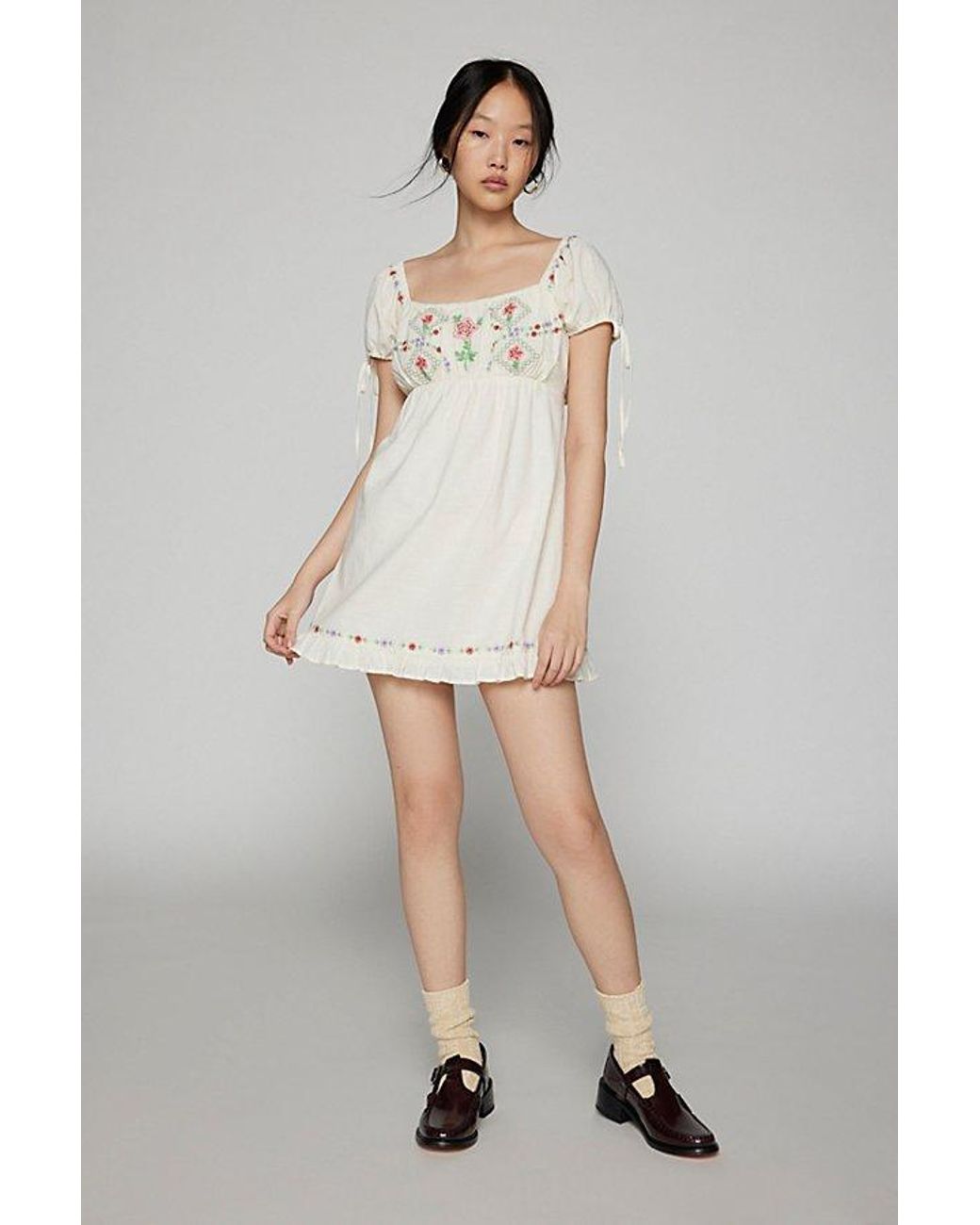 asos design soft mini dress with waist detail Rent Tie Front Cuff And In Green Floral Print Size:41 EU - 8 US long maxi boho dresses for women Crafted from a soft dresses designed by fashion