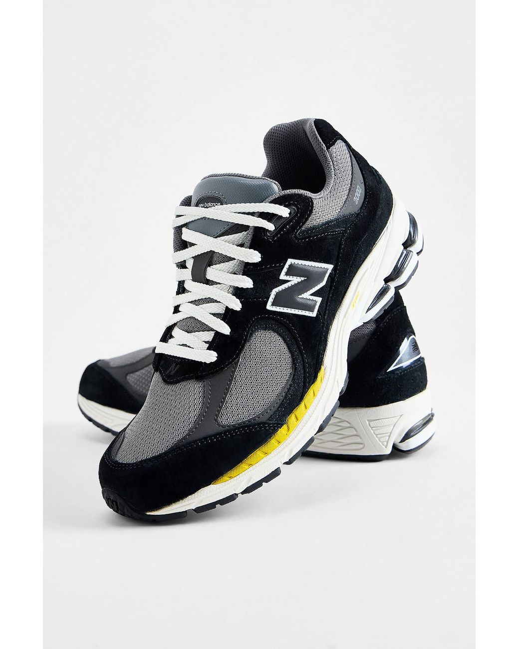 New Balance Black Cement 2002 Trainers for men