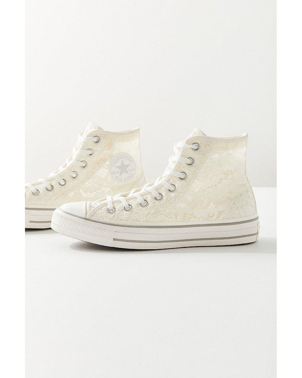 Converse Converse Chuck Taylor Lace High Top Sneaker in White | Lyst