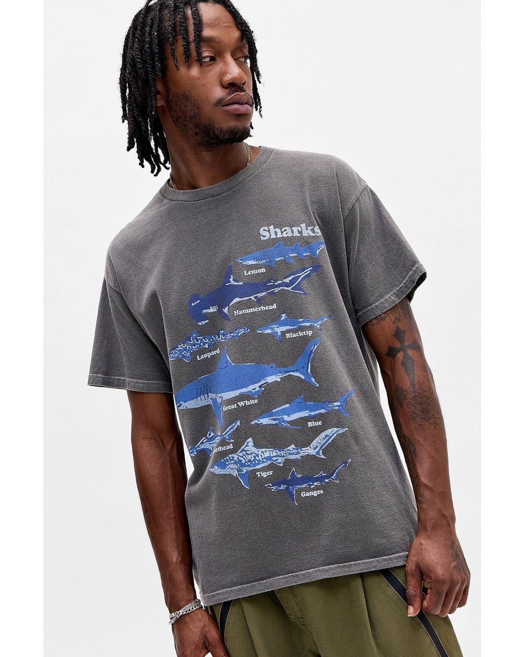 Urban Outfitters Gray Uo Shark Chart Relaxed Graphic Tee for men