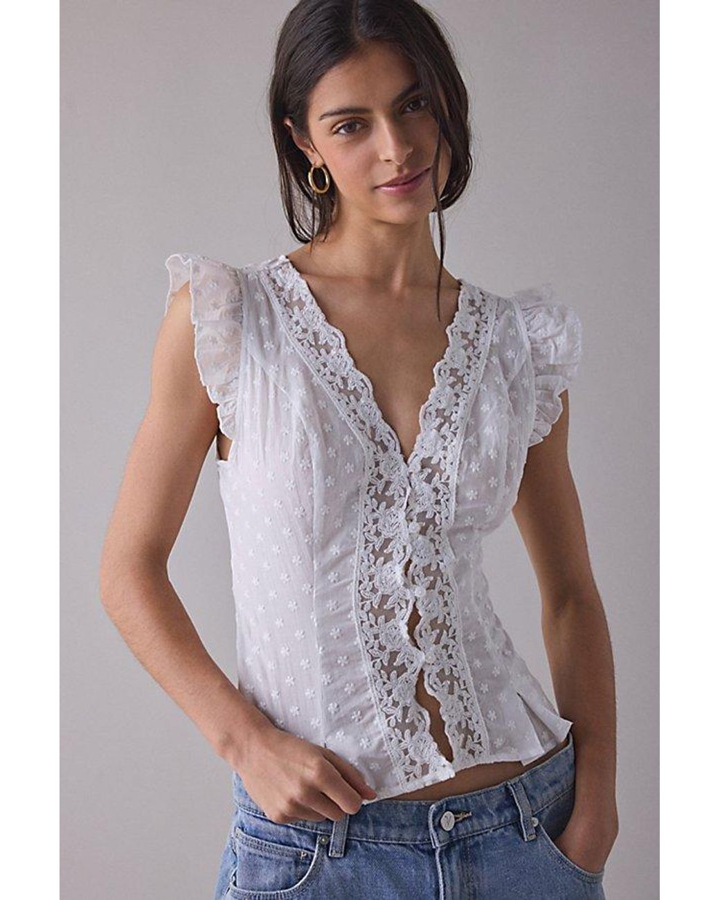 Kimchi Blue White Aurelia Lace Trim Flutter Sleeve Blouse