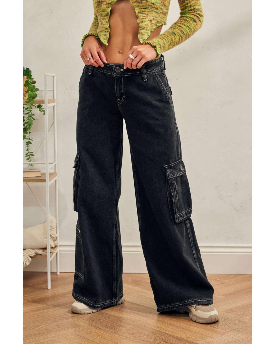 BDG Black Lowrise Cargo Jean in Blue Lyst