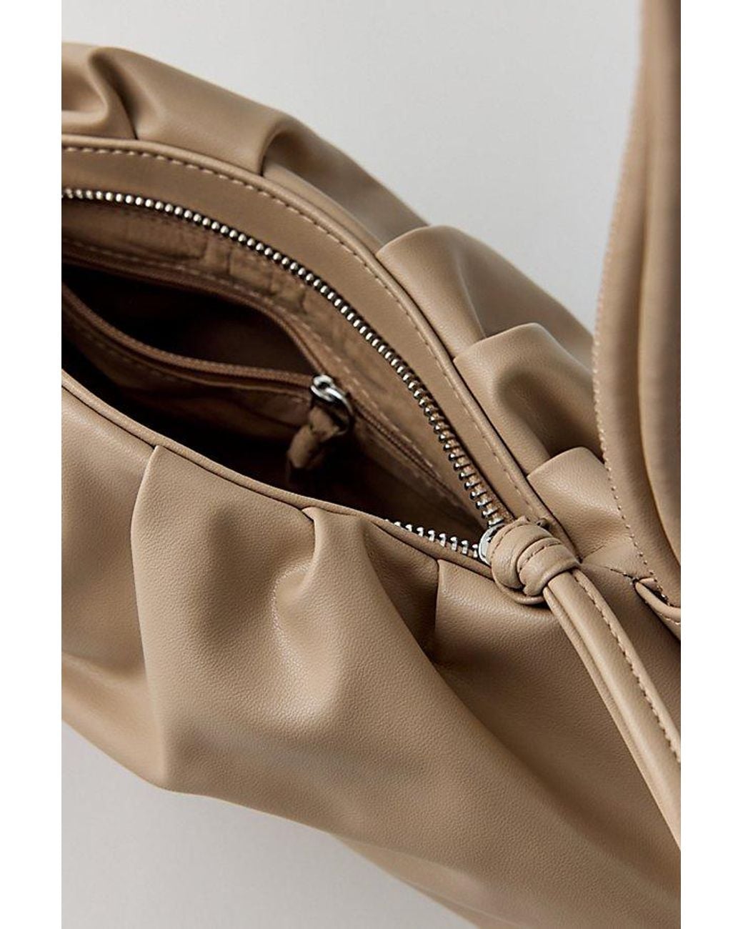 ölend Metallic Dumpling Bag