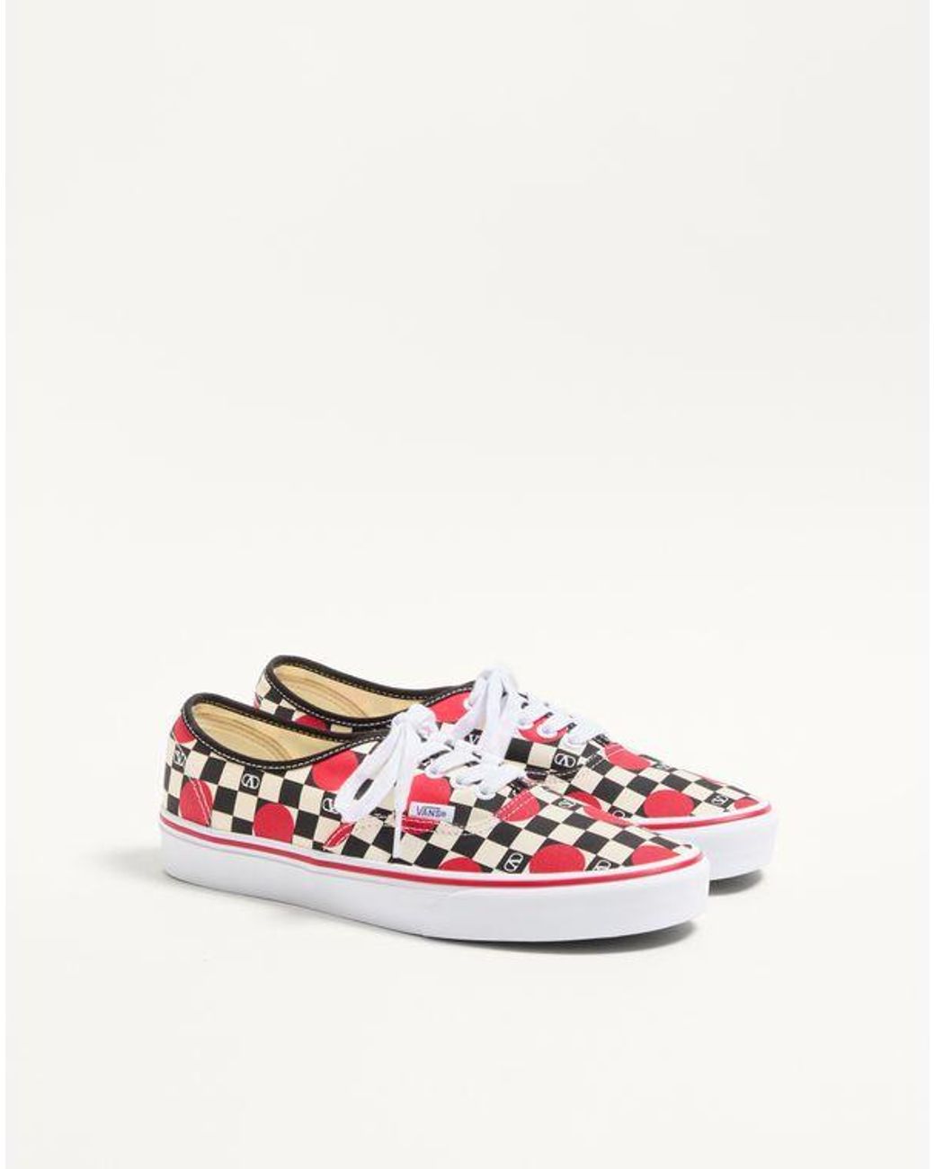 メンズ Valentino Garavani ヴァレンティノ ガラヴァーニ X Vans コラボレーション ロートップスニーカー Vロゴチェッカーボードプリント & ポルカドットディテール White