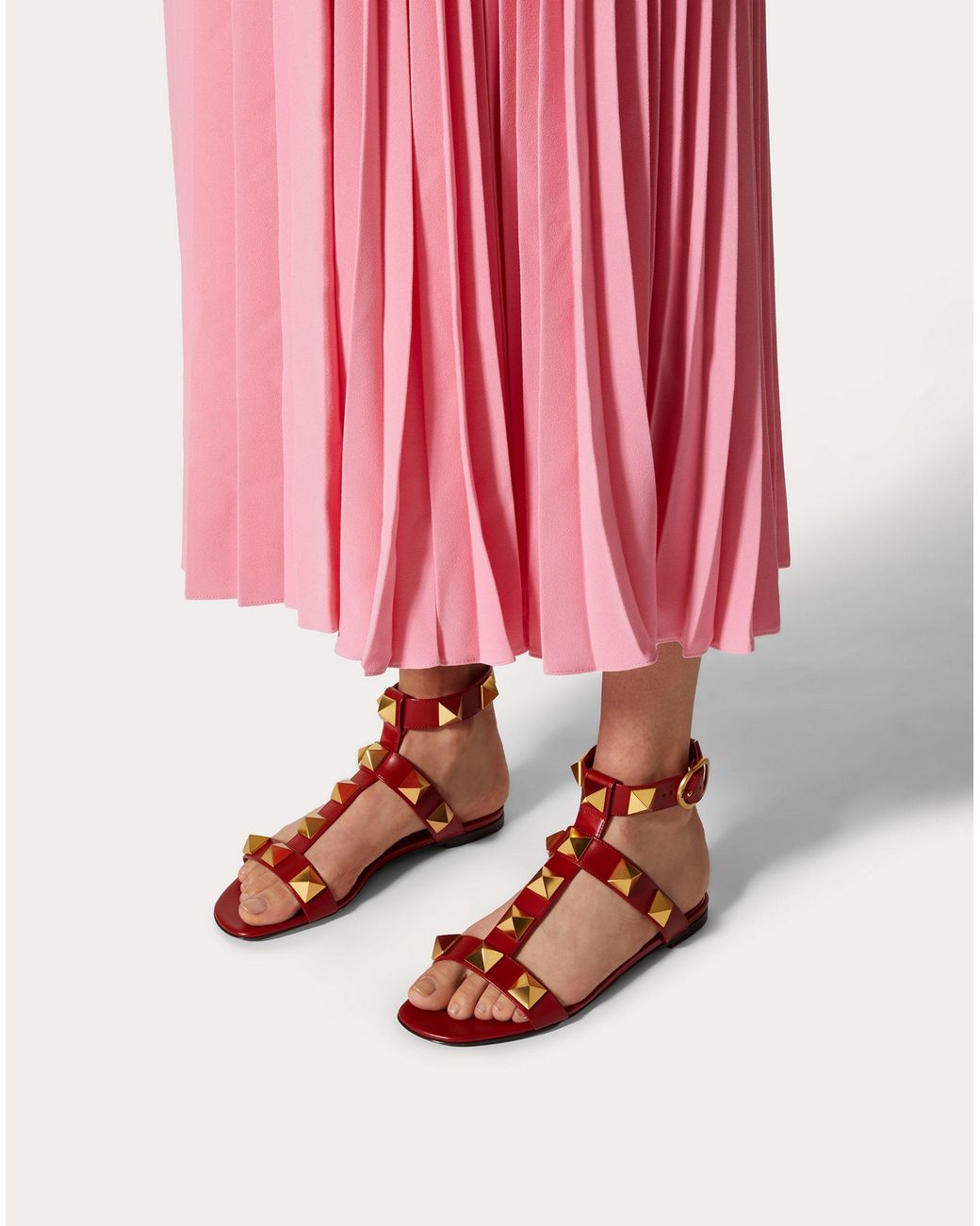 Valentino Garavani Rockstud Jelly Sandals In Red