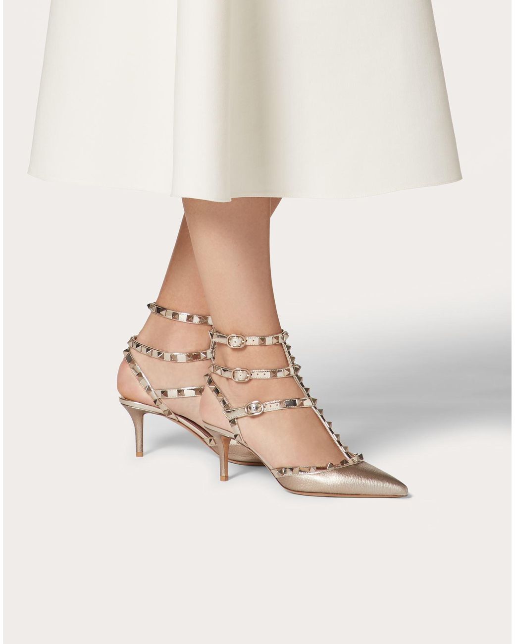 Valentino garavani rockstud metallic leather clearance pumps