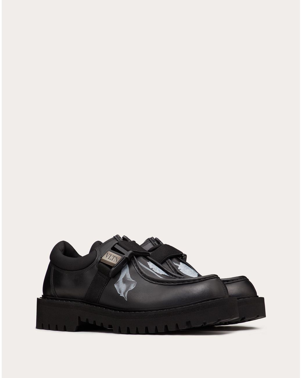 valentino-garavani-Blackgray-