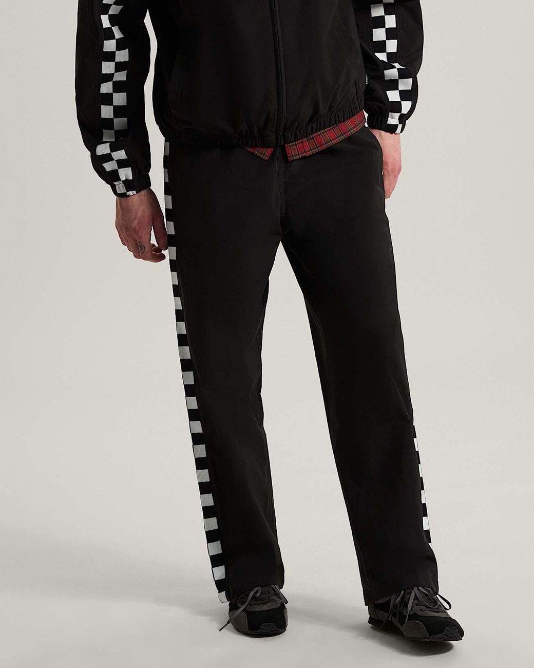 Vans Black Ronnie Track Pant for men