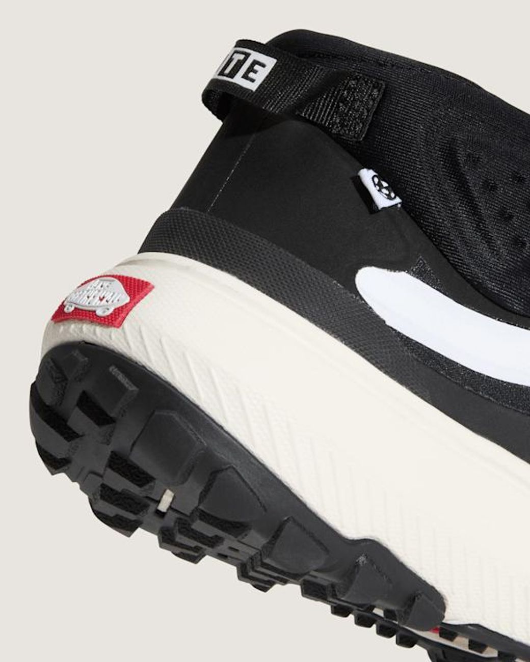 Vans Mte Crosspath Mid Schuhe, Herren, Größe in White für Herren