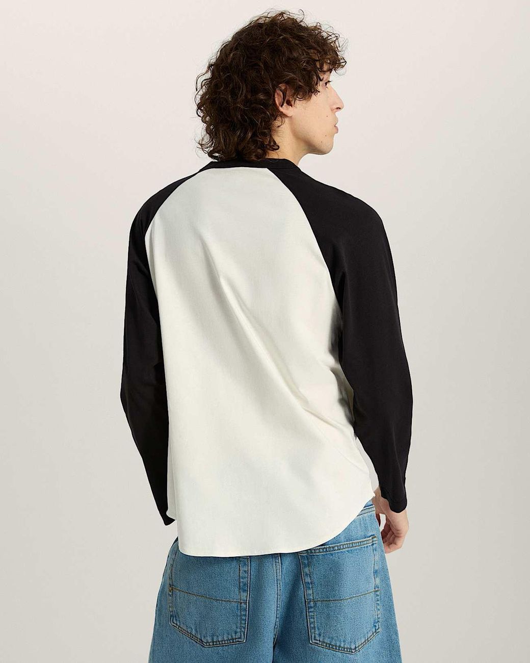Vans Black Core Raglan Long Sleeve T-Shirt for men