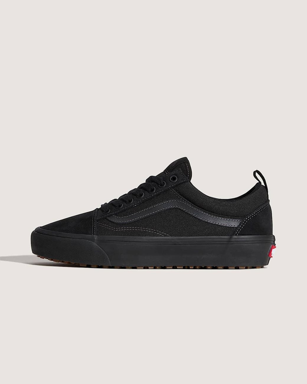 Vans Black Old Skool Insulated Shoes for men