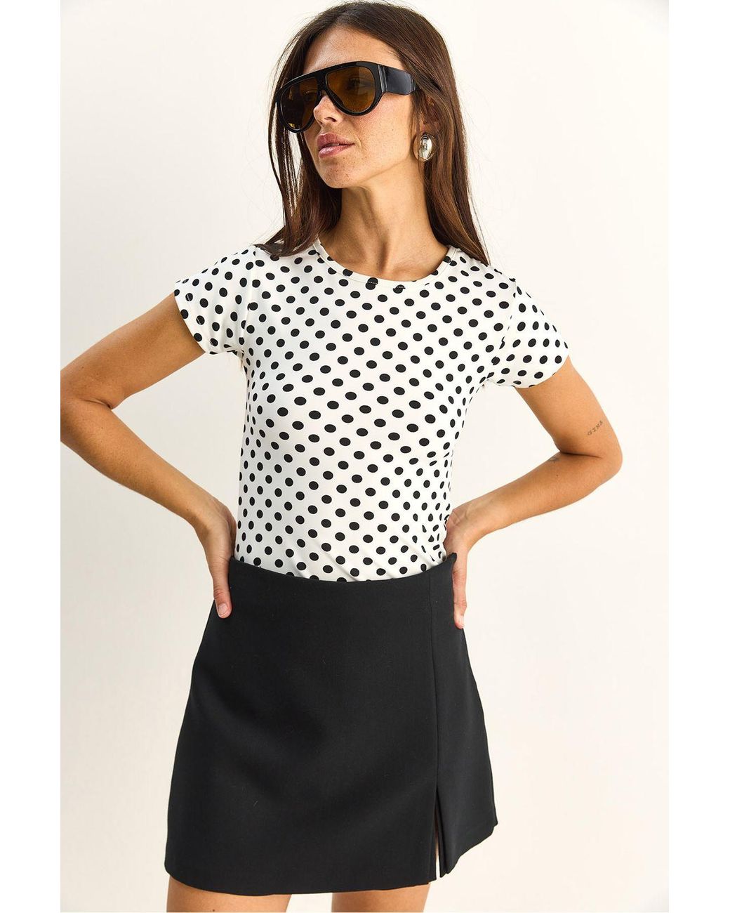 Bianco Lucci White Polka Dot Crew Neck Crop T-Shirt