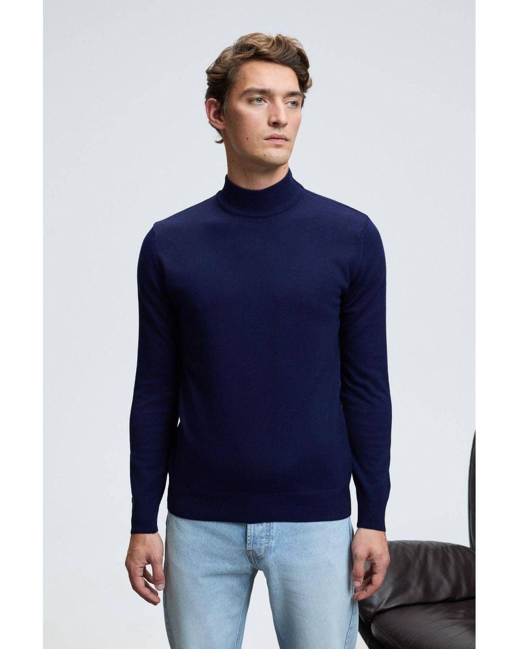 Grimelange Blue Fine Knit Ribbed Crew Neck Jumper for men
