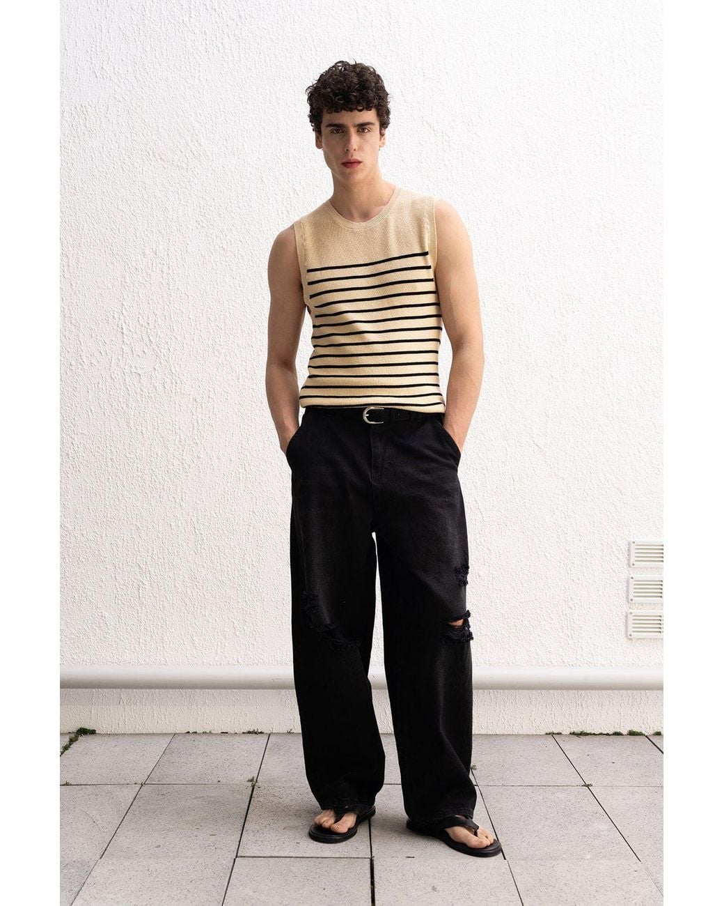 Giesto Natural Slim Fit Striped Sleeveless T-Shirt for men